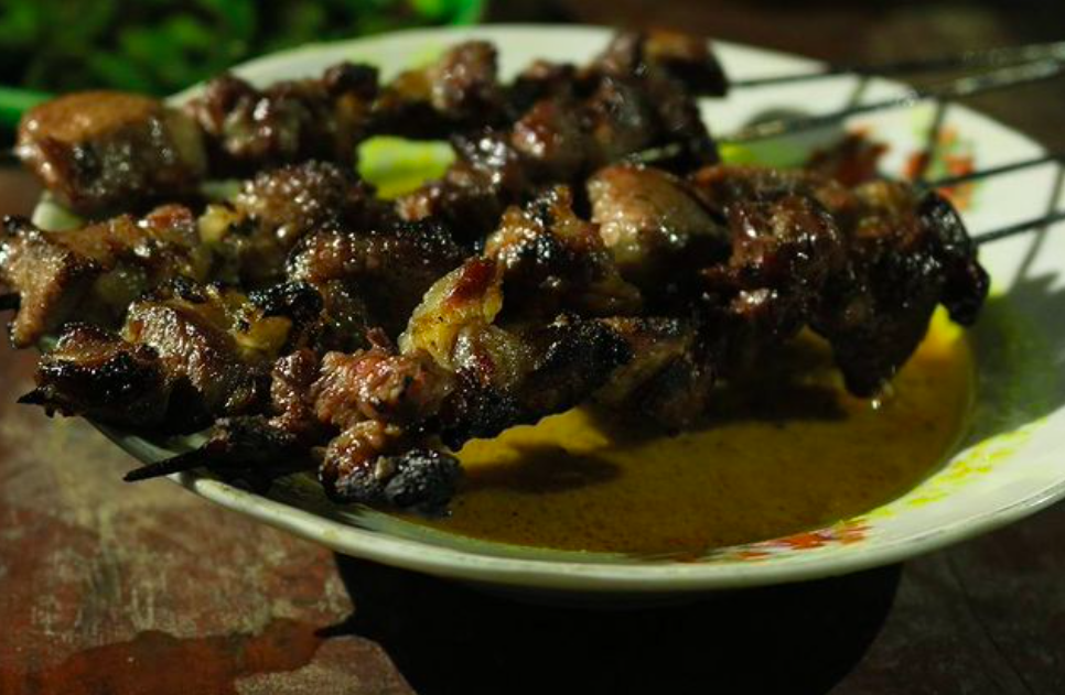 Sate Klathak Pak Bari, wisata kuliner Jogja legendaris. (Instagram.com/@kevinstrn)