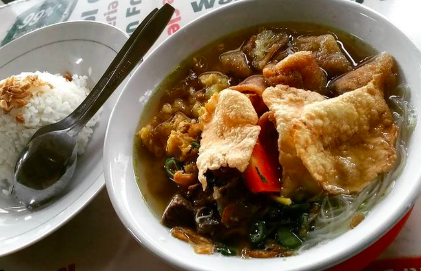 Soto Mie Mang Ohim, rekomendasi kuliner legendaris Bogor. (Instagram.com/@dede_ayu13)