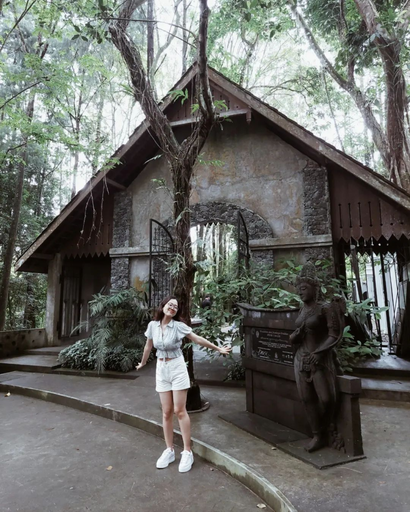Museum Ullen Sentalu, tempat wisata Instagramable dekat Gunung Merapi Jogja. (Instagram.com/@dedamitha)