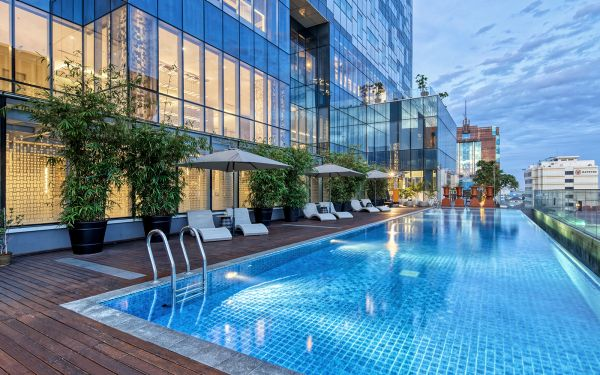 Harris Vertu Hotel Harmoni, hotel dengan kolam renang rooftop di Jakarta. (Dok discoverasr.com)