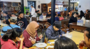 Soto Sampah, tempat makan legendaris dan lezat di dekat Stasiun Yogyakarta. (Instagram.com/@sotosampahjogja_)